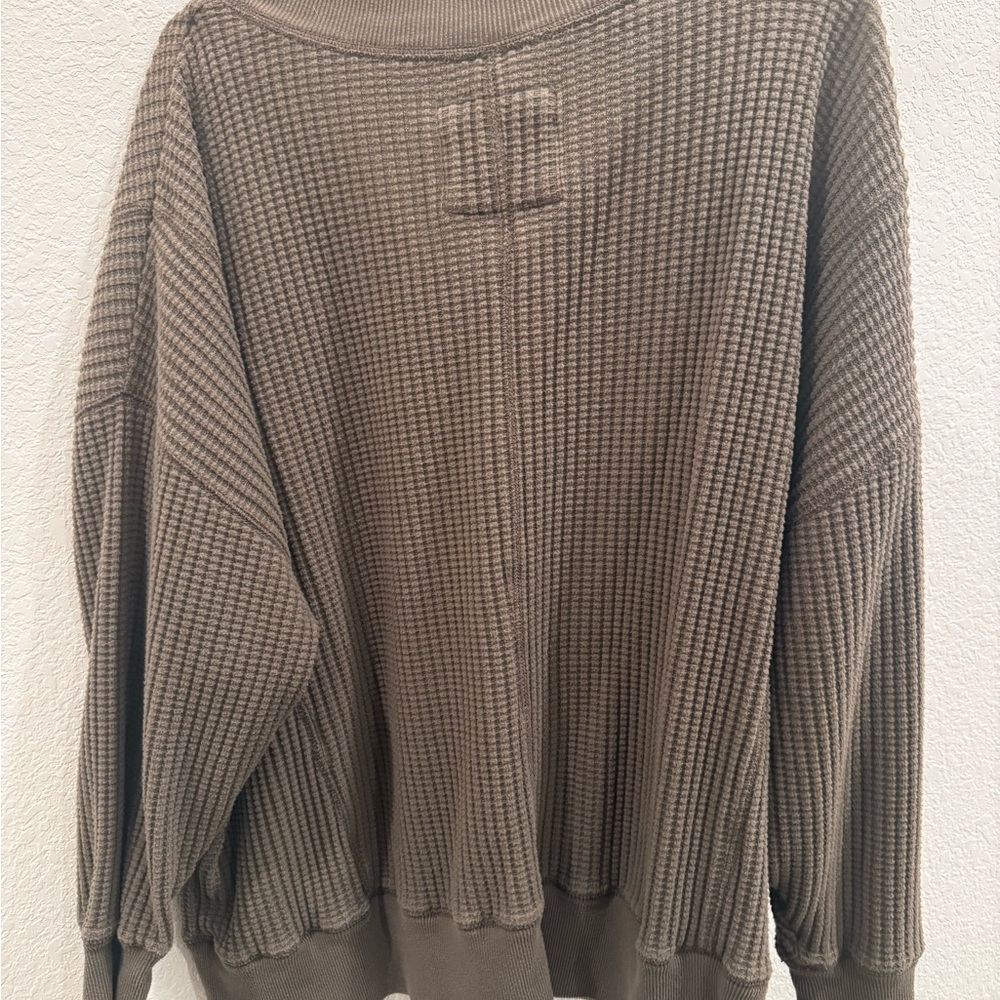 American Eagle Outfitters Women's V-Neck Sweater in Tan - Picture 2 of 2